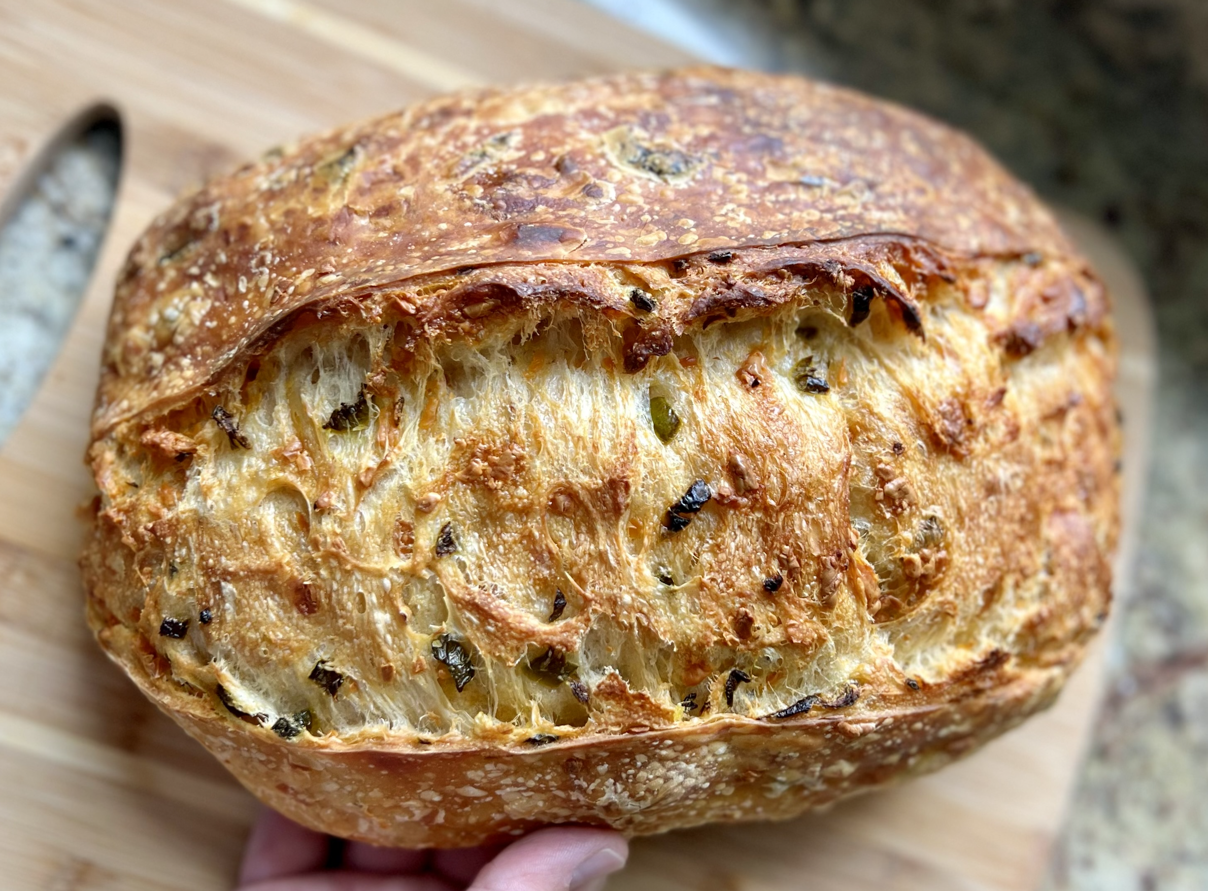 sourdough bread baker recipes classes influencer on social media @amybakesbread in Kentucky United States 7
