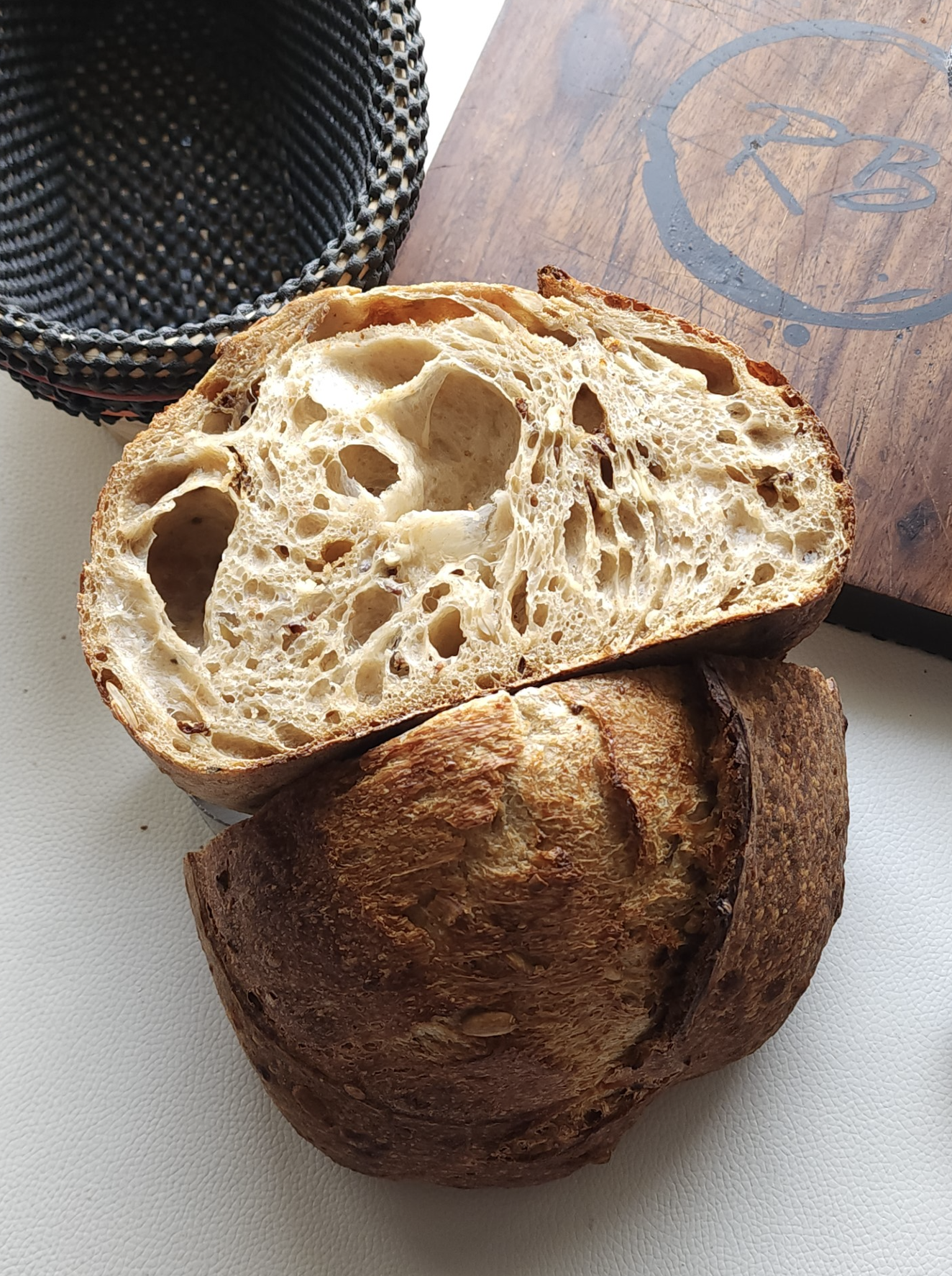 sourdough bread influencer India Rohit from @rbfoodboard Instagram social media buy handmade wood sourdough scoring lames for sale online 32189