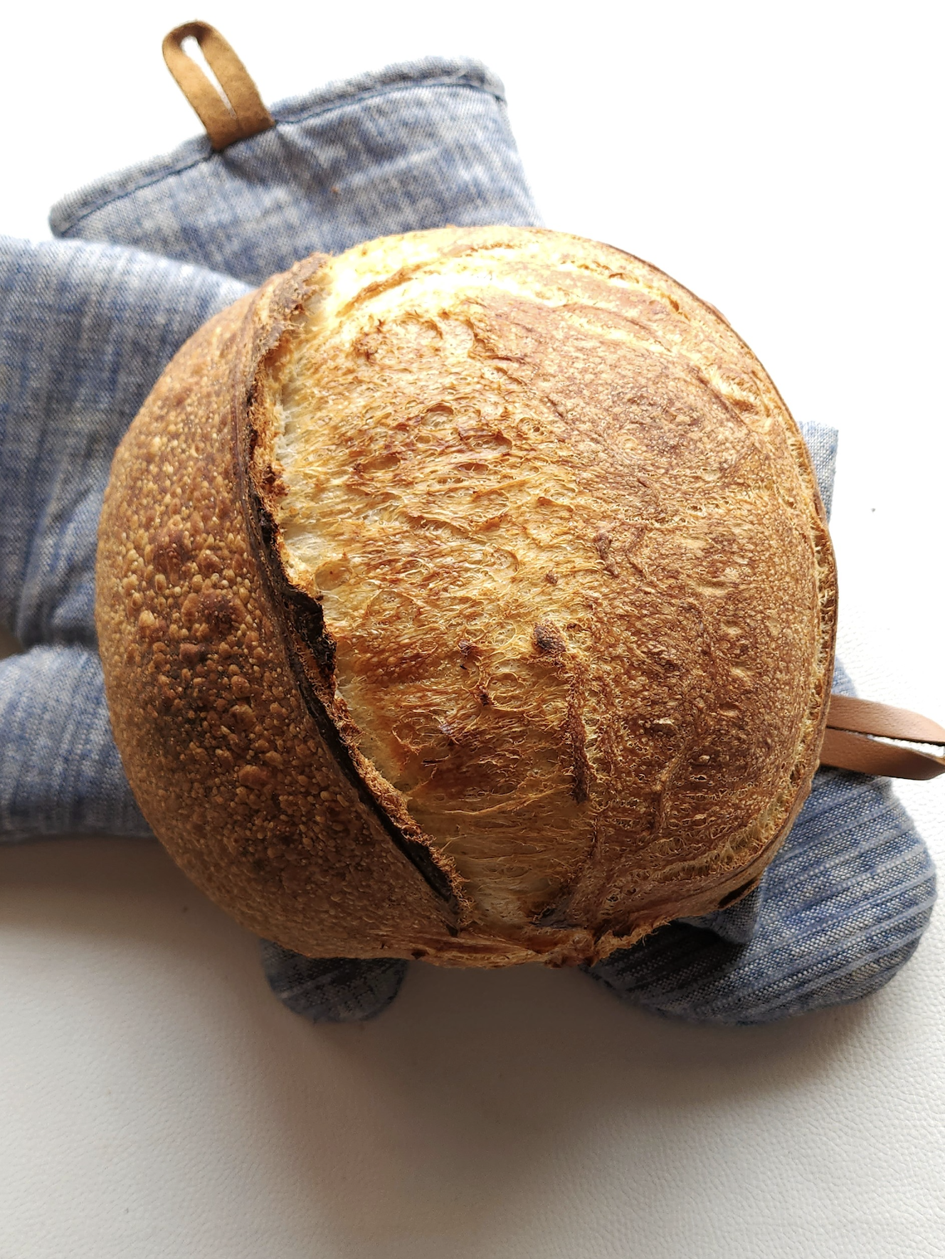 sourdough bread influencer India Rohit from @rbfoodboard Instagram social media buy handmade wood sourdough scoring lames for sale online 84328