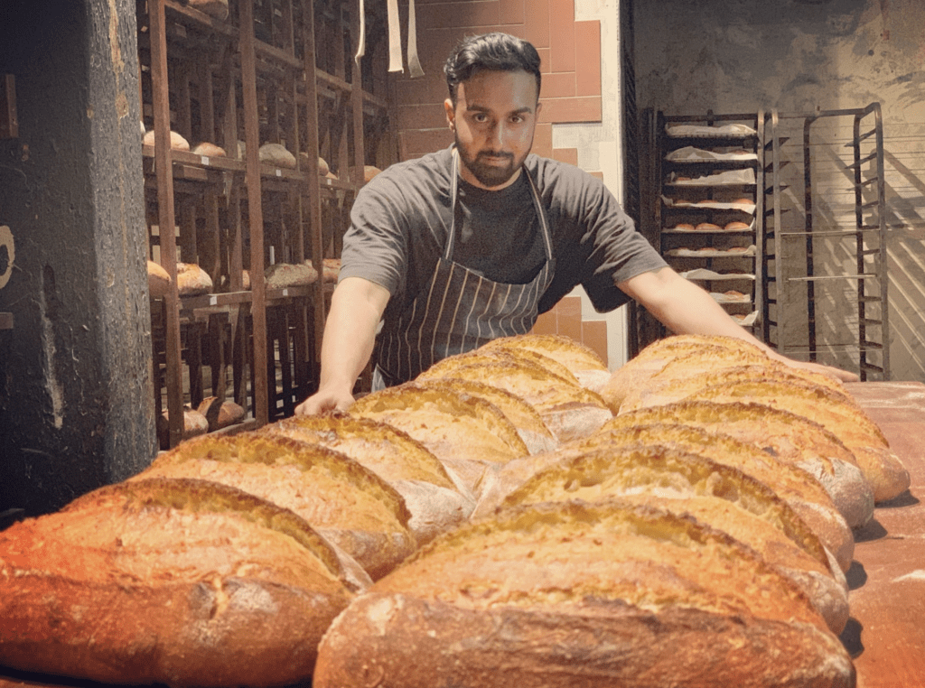 sourdough bread baker influencer Trimandeep @naughty_bread_baker instagram social media Auckland New Zealand