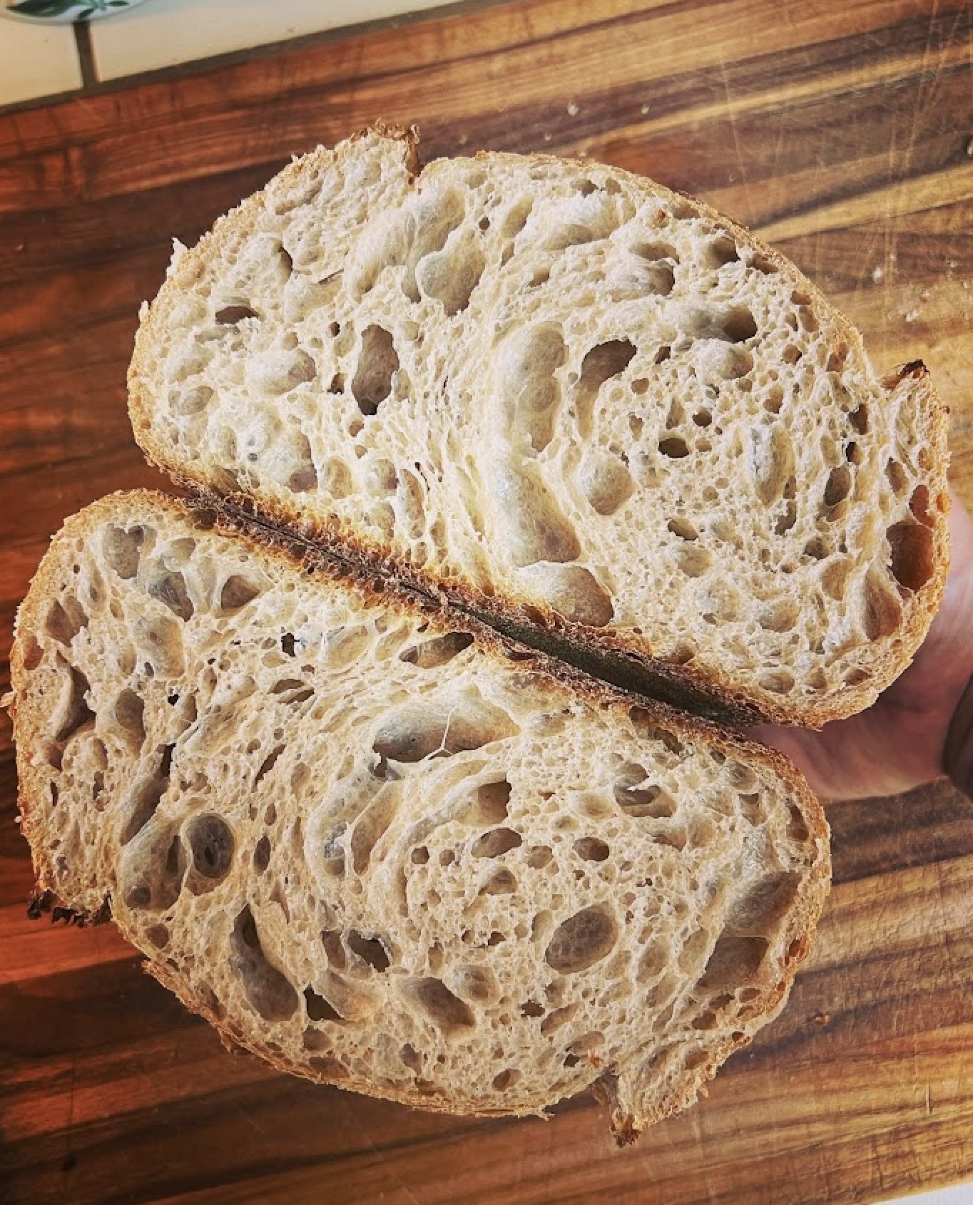 sourdough bread for sale from home baker Laila @TheEarlyRiseSF Instagram in the Bay Area of San Francisco United States 5