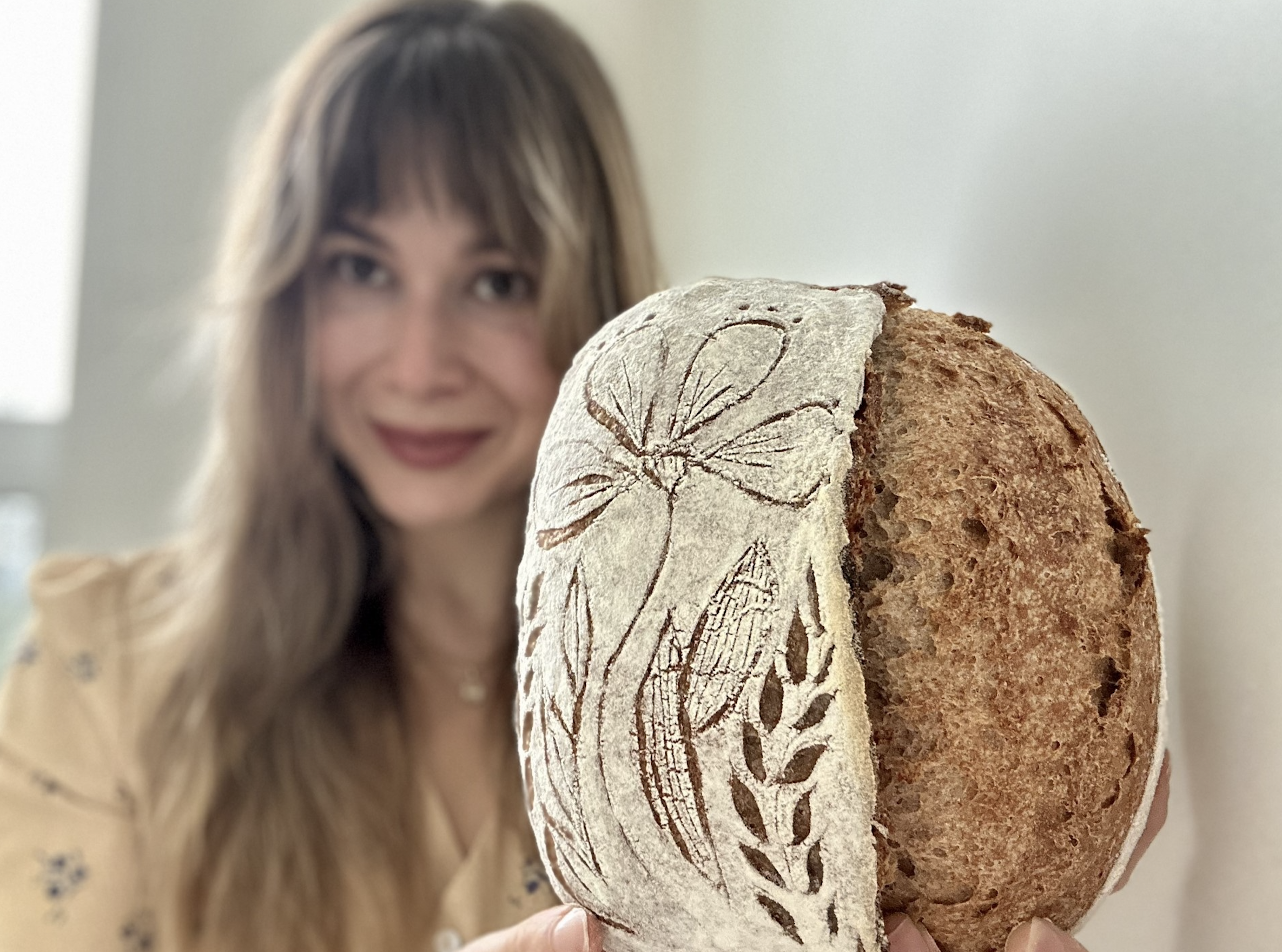 sourdough bread instagram social media influencer content creator on vancouver island in british columbia canada Jaimie from @TheSourdoughFlourist 2