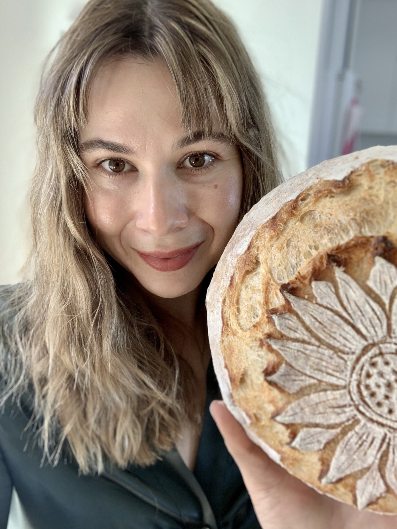 sourdough bread instagram social media influencer content creator on vancouver island in british columbia canada Jaimie from @TheSourdoughFlourist 5