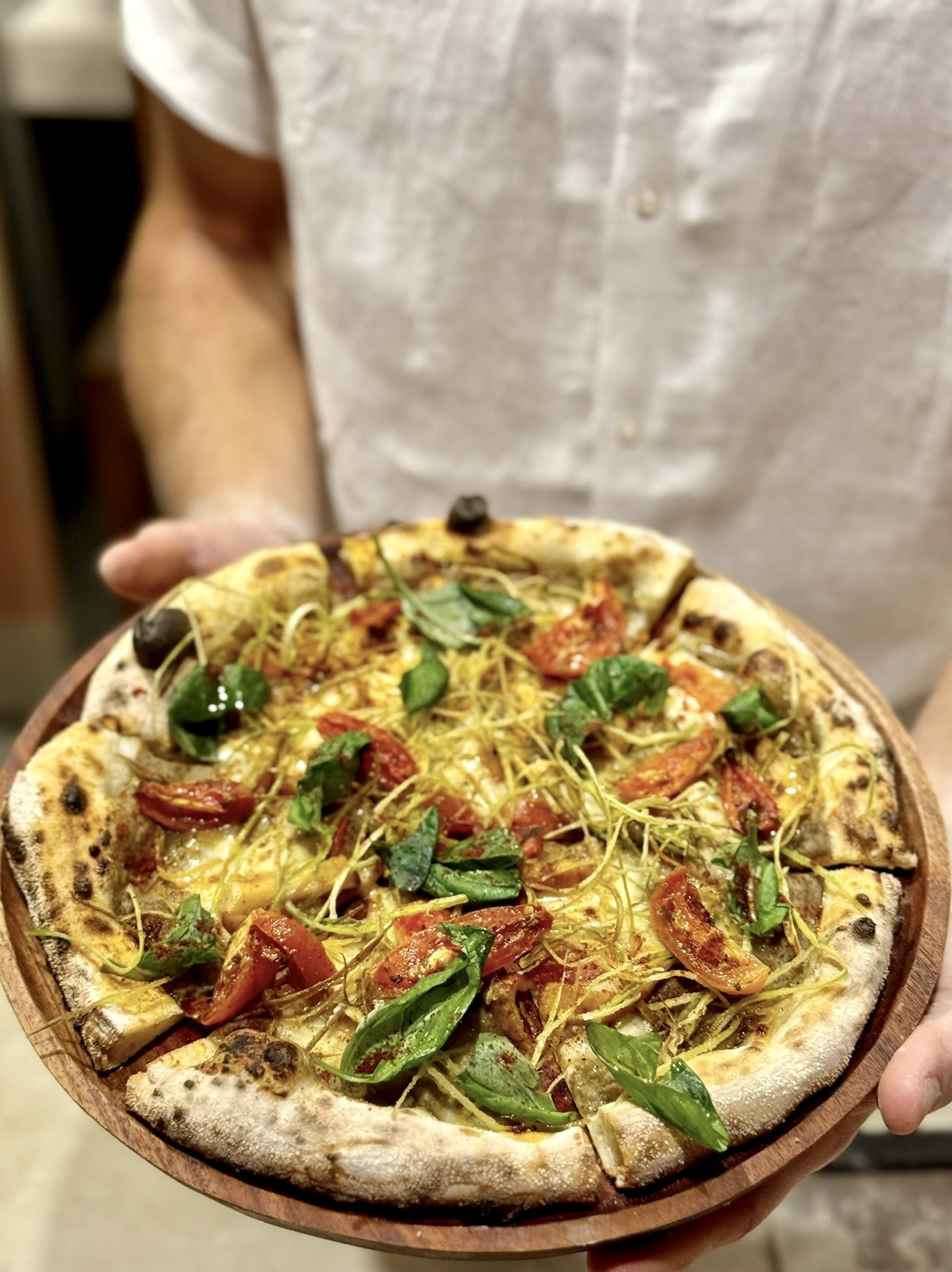 sourdough pizza expert consultant recipe creator chef andrea danelli from sri lanka england italy europe @theheartofpizza on instagram social media 2