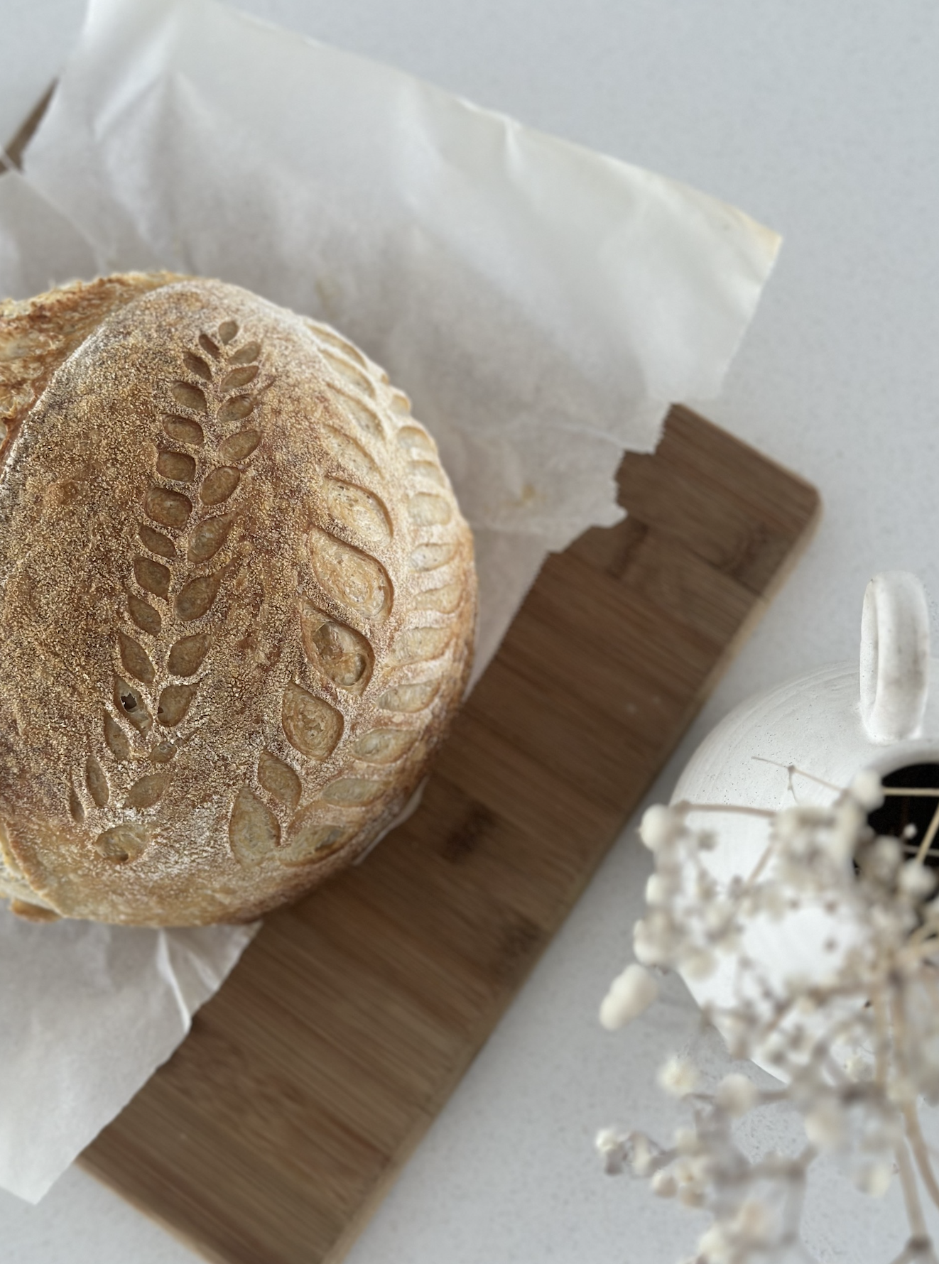sourdough bread instagram social media influencer recipe content creator @sourdoughbyeni from calgary alberta canada 3